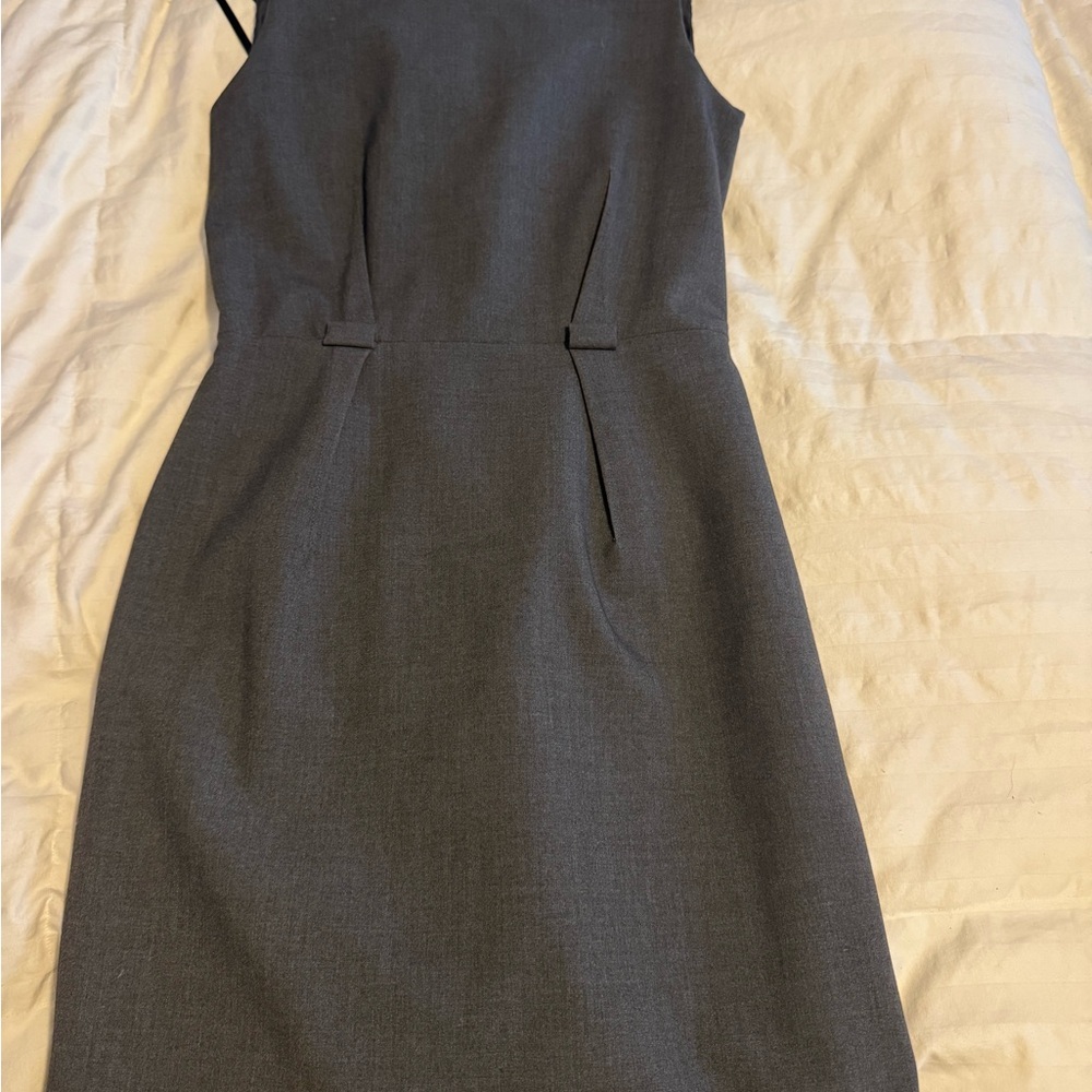 Elegant Gray Sleeveless Dress